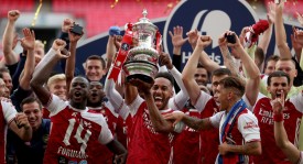 皇马夏季转会窗口：阵容豪华背后的隐忧与挑战